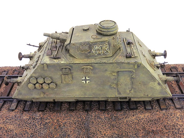 ArtilleriewagenPntTopSide02SS