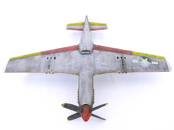 P-51D-3PntBtmFrt03SS