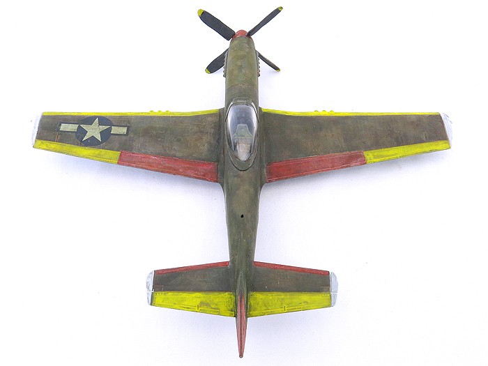P-51D-3PntTopRear03SS