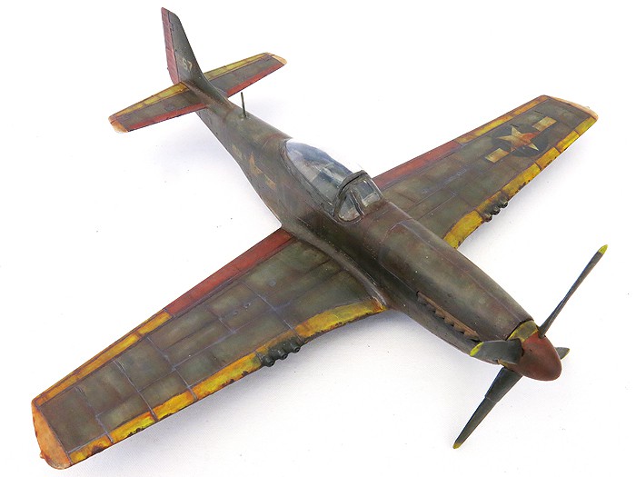 P-51D-3v2TopFrt01SS