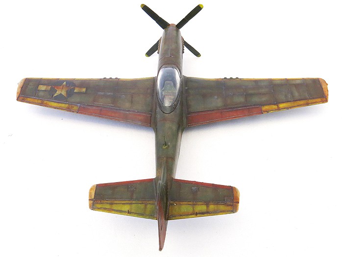 P-51D-3v2TopRear03SS