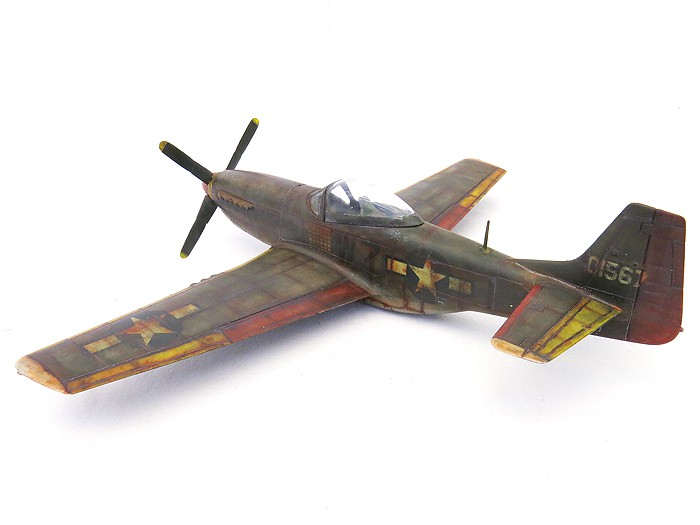 P-51D-3v2TopRear05SS